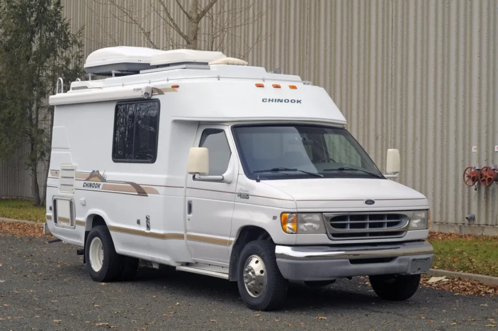 1999 Ford E-350 Super Duty Chinook Premier LT Camper