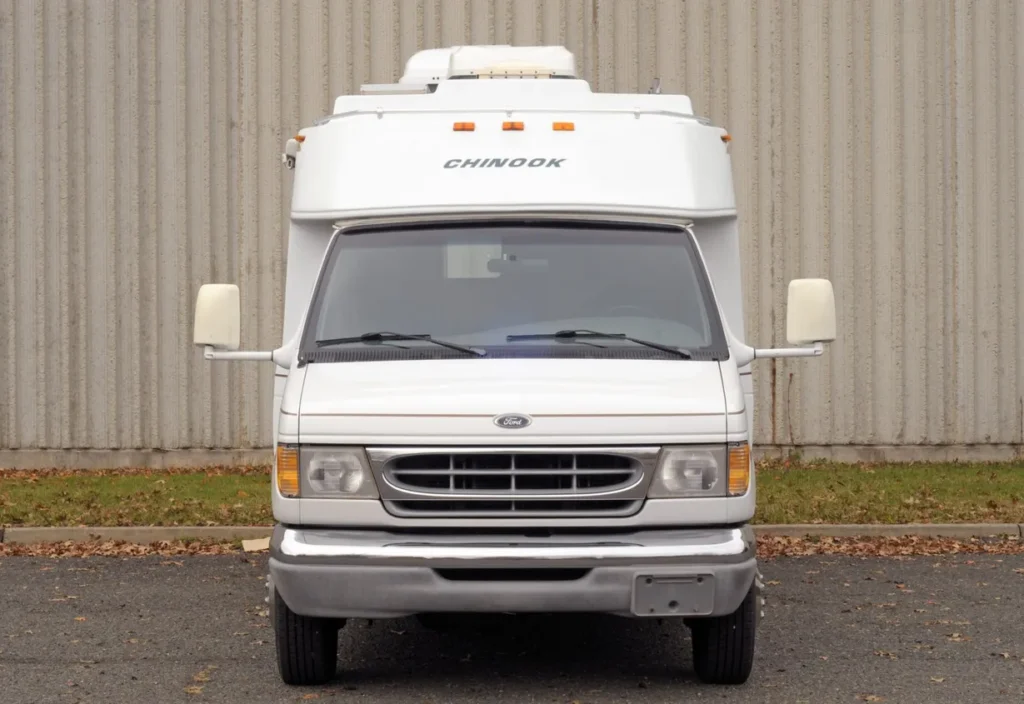 1999 Ford E-350 Super Duty Chinook Premier LT Camper