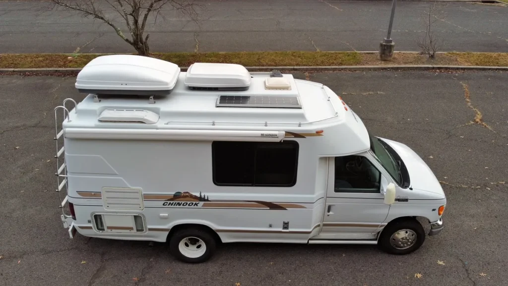 1999 Ford E-350 Super Duty Chinook Premier LT Camper